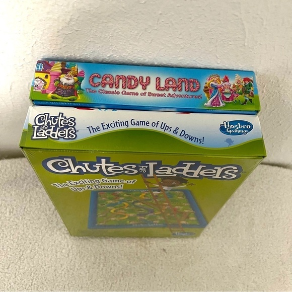 Bundle of (2) Board Games Chutes and Ladders and Candy Land Hasbro Ages 3+ New - Picture 7 of 7